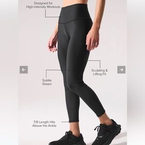 Alo Yoga 7/8 High-Waisted Airlift Legging